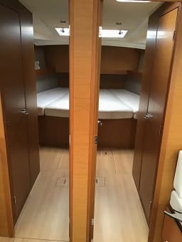 Sun Odyssey 490 in Volos / Port of Volos thumbnail 6