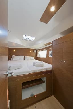 Lagoon 380 in Corfu / Gouvia / D-Marin Marina Gouvia thumbnail 15