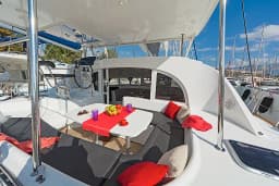 Lagoon 380 in Corfu / Gouvia / D-Marin Marina Gouvia thumbnail 18