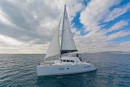 Lagoon 380 in Corfu / Gouvia / D-Marin Marina Gouvia thumbnail 22