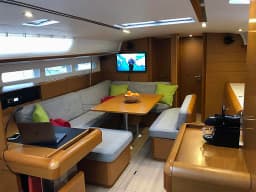Sun Odyssey 519 in Lefkada / D-Marin Marina Lefkas thumbnail 18