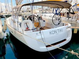 Sun Odyssey 519 in Lefkada / D-Marin Marina Lefkas thumbnail 6