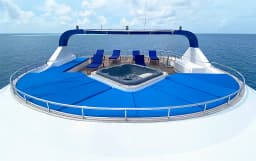 Motoryacht in Hulhumale thumbnail 6