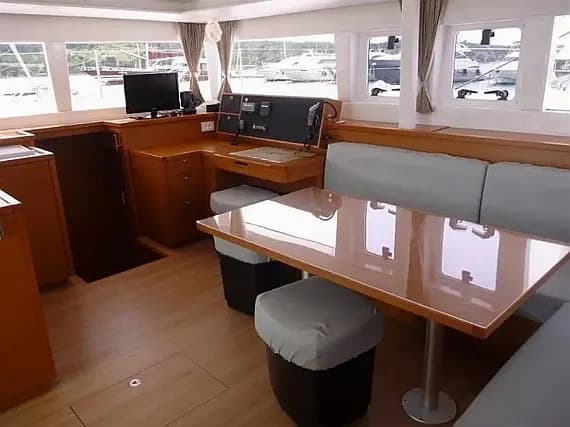 Lagoon 450 in Martinique / Le Marin - Photo 3