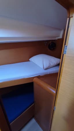 Sun Odyssey 439 in Volos / Port of Volos thumbnail 13