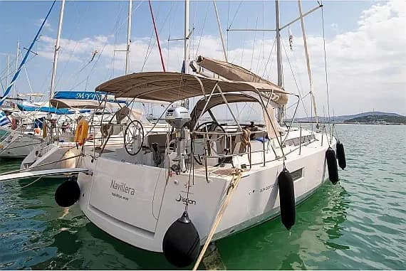 Sun Odyssey 440 in Skiathos - Photo 1