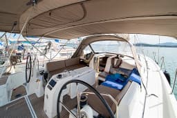 Sun Odyssey 440 in Skiathos thumbnail 10