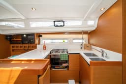 Sun Odyssey 440 in Skiathos thumbnail 14