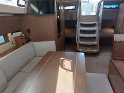 Oceanis 46.1 in Lavrion Main Port thumbnail 10