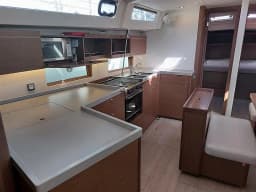 Oceanis 46.1 in Lavrion Main Port thumbnail 12