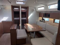 Oceanis 46.1 in Lavrion Main Port thumbnail 2