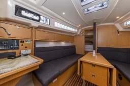Bavaria Cruiser 34 Style in Zadar / Marina Zadar thumbnail 16