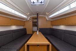 Bavaria Cruiser 34 Style in Zadar / Marina Zadar thumbnail 17