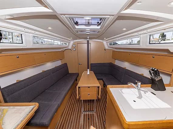 Bavaria Cruiser 34 Style in Zadar / Marina Zadar - Photo 3
