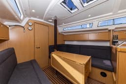 Bavaria Cruiser 34 Style in Zadar / Marina Zadar thumbnail 4