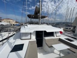 Bali 4.4 in Lefkada / Port of Lefkas thumbnail 11