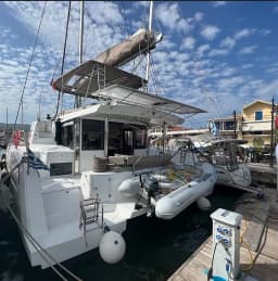 Bali 4.4 in Lefkada / Port of Lefkas thumbnail 7