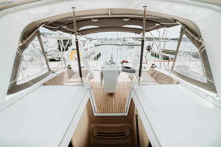 Oceanis 46.1 in Šibenik / D-Marin Marina Mandalina - Photo 3