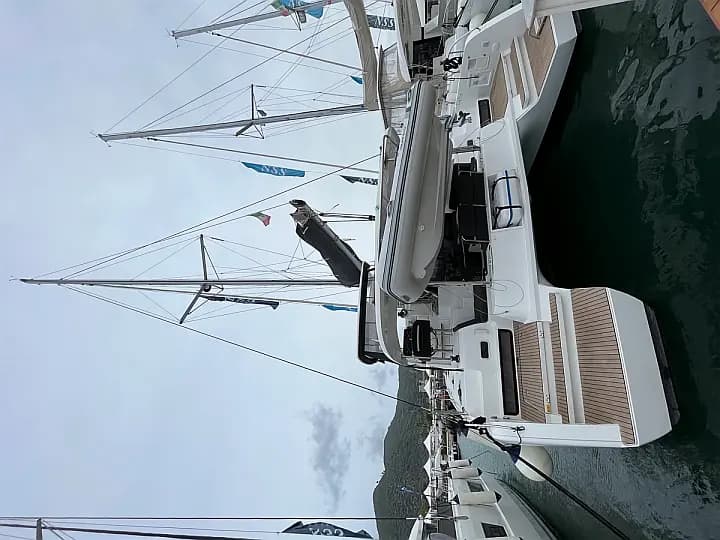 Lagoon 42 in Salerno / Marina d'Arechi - Photo 4