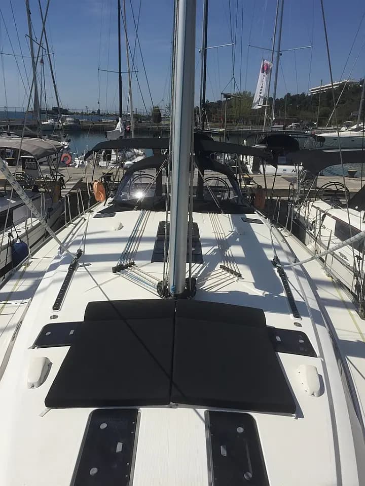 Bavaria 51 Cruiser in Skiathos - Photo 4