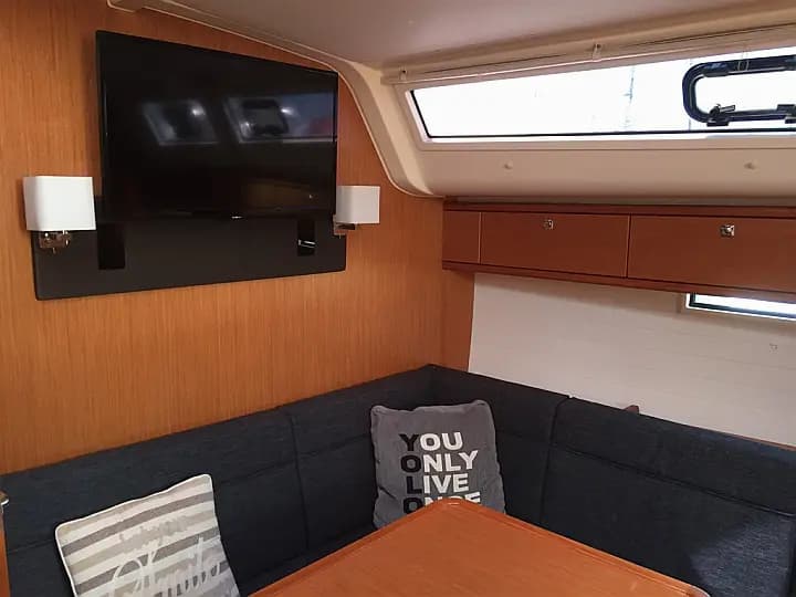 Bavaria 51 Cruiser in Skiathos - Photo 5