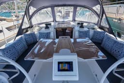 Bavaria C42 in Fethiye / Ece Marina thumbnail 10