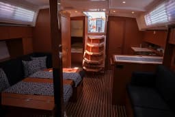 Bavaria C42 in Fethiye / Ece Marina thumbnail 3