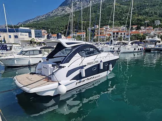 Pearl Sea 31 Hard Top in Baška Voda / Luka Baška Voda - Photo 1