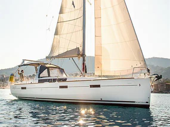 Oceanis 45 in Lefkada / D-Marin Marina Lefkas - Photo 1