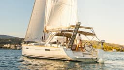Oceanis 45 in Lefkada / D-Marin Marina Lefkas thumbnail 6