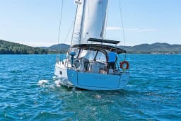 Oceanis 40.1 in Skradin / ACI Marina Skradin thumbnail 6
