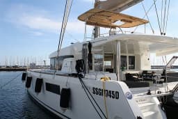 Lagoon 52F in Sardinia / Golfo Aranci / Marina dell'Isola thumbnail 11