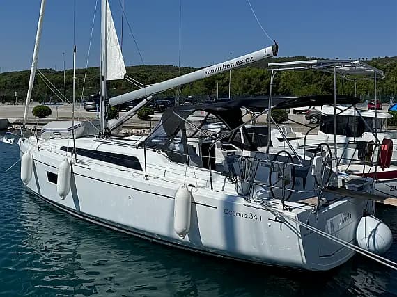 Oceanis 34.1 in Sukošan / D-Marin Dalmacija Marina - Photo 1
