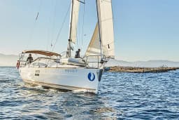 Elan Impression 40 in Vigo / Real Club Nautico de Vigo thumbnail 8