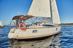Elan Impression 40 in Vigo / Real Club Nautico de Vigo thumbnail 9