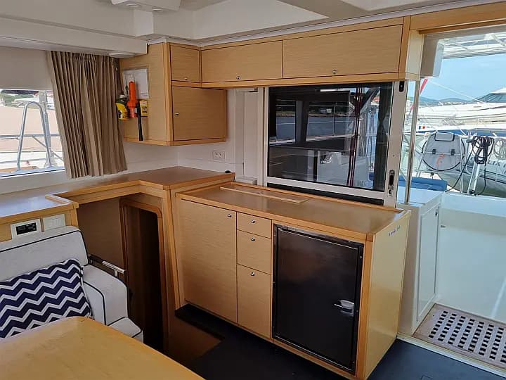 Lagoon 450 Sport in Zanzibar / Azam Marina - Photo 4