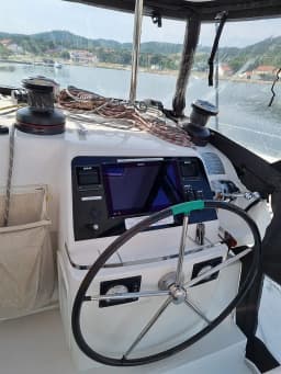 Lagoon 450 Sport in Zanzibar / Azam Marina thumbnail 9