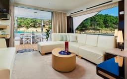 Azimut 78 Fly in Split / ACI Marina Split thumbnail 3