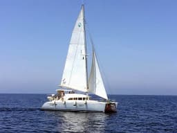 Lagoon 380 in Athens / Alimos Marina thumbnail 9