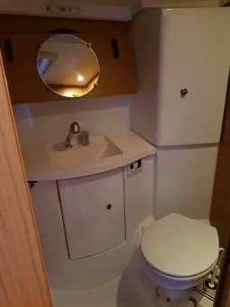 Sun Odyssey 42 i in Lefkada / Nikiana Marina thumbnail 22