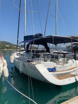 Sun Odyssey 42 i in Lefkada / Nikiana Marina thumbnail 9