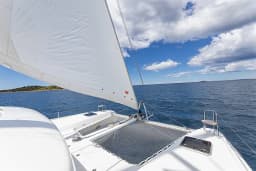 Lagoon 42 in Rogoznica / Marina Frapa thumbnail 13