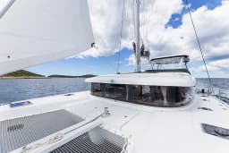 Lagoon 42 in Rogoznica / Marina Frapa thumbnail 16