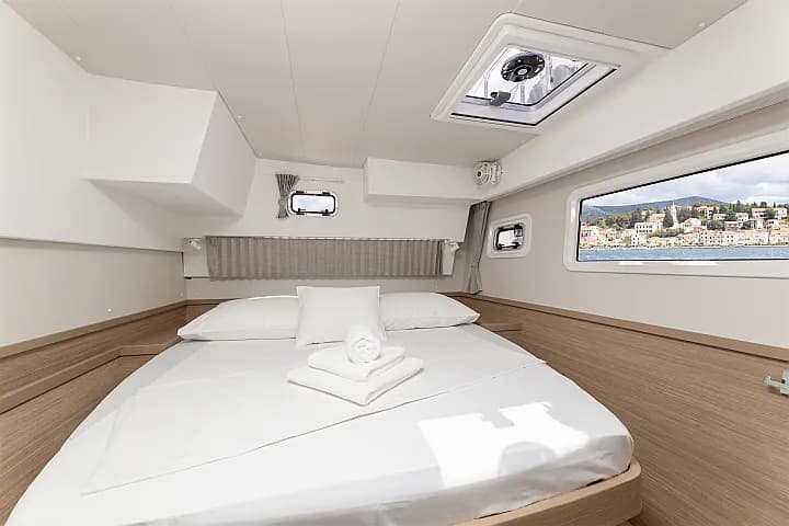Lagoon 42 in Rogoznica / Marina Frapa - Photo 3
