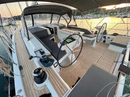 Oceanis 51.1 in Pula / Tehnomont Marina Veruda thumbnail 8