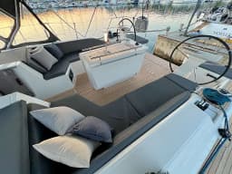 Oceanis 51.1 in Pula / Tehnomont Marina Veruda thumbnail 10