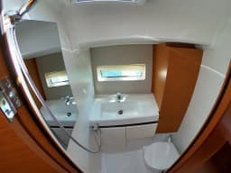 Sun Odyssey 490 in Šibenik / D-Marin Marina Mandalina thumbnail 18