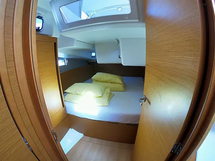 Sun Odyssey 490 in Šibenik / D-Marin Marina Mandalina - Photo 5