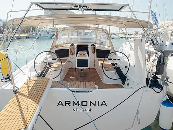 Dufour 430 in Skiathos - Photo 1