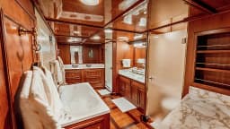 Motoryacht in Split / ACI Marina Split thumbnail 45